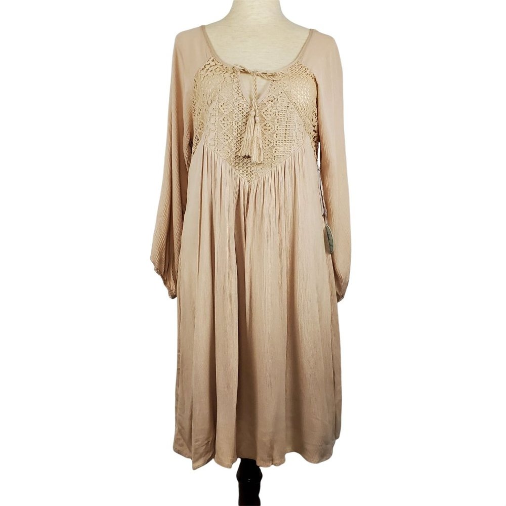 Purple Snow Womens Dress sz M beige BOHO light weight lace lined NWT